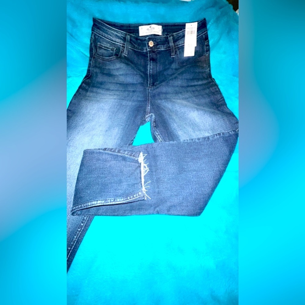 Women’s NWT Curvy Dark wash High Rise Stretch Ultra Skinny jeans size 13R/31W